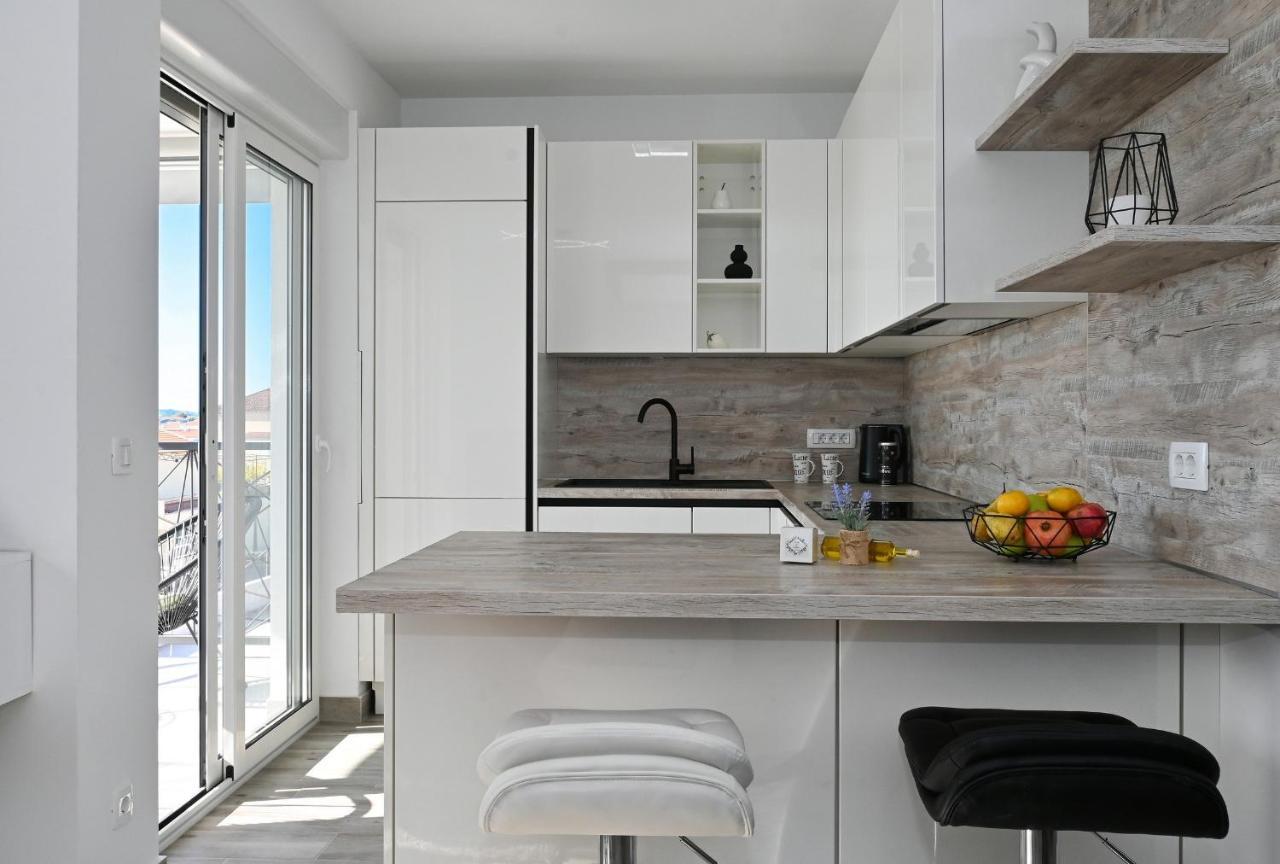 Luxury Apartment White Crystal Kaštela Eksteriør bilde